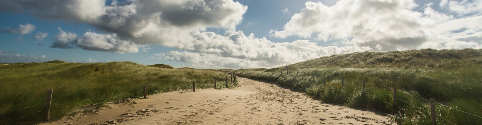 Pad door de Zeeuwse duinen