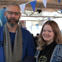 Vader Erik en dochter Kyona op de open dag