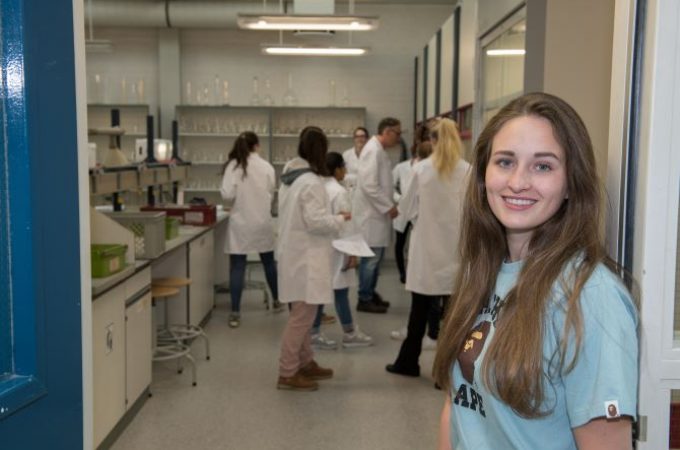 Chemie Amina 670X450
