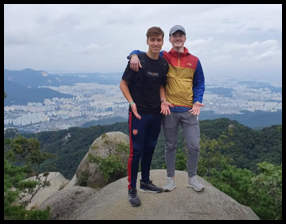Tristan en Mitch in Seoul