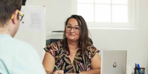 Sociaal Werk student in gesprek