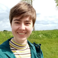 Selfie van alumnus Chemie, Sanne
