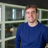 Portret van Ryan, student Commerciële Economie