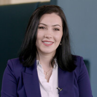 Portret van Mihaela, student Finance & Control