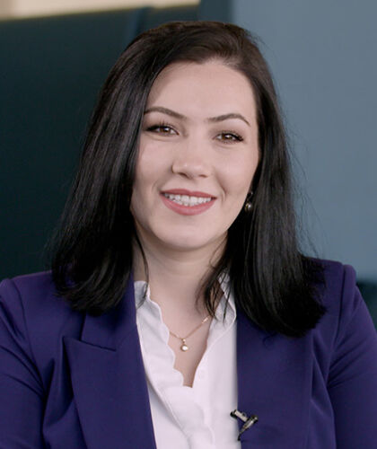 Portret van Mihaela, student Finance & Control