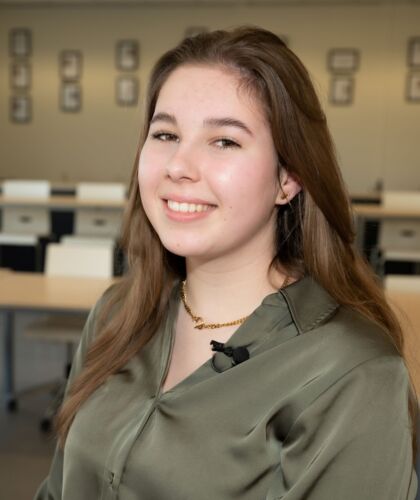 Portret van Joy, student Human Resource Management