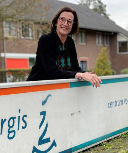 Portret van Corrie, werkgever met connecties met de opleiding Verpleegkunde