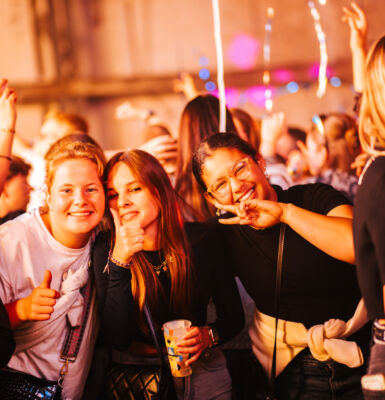 A group of students at the kick off festival Zeeland